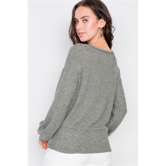 MOSS RELAXED PULLOVER LONG SLEEVE CROSS FRONT TOP - Picture 2 of 6